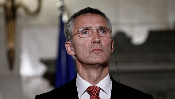 NATO Secretary General Jens Stoltenberg said that Ukraine can only submit an application for joining NATO after it conducts all the necessary reforms. - Sputnik Afrique