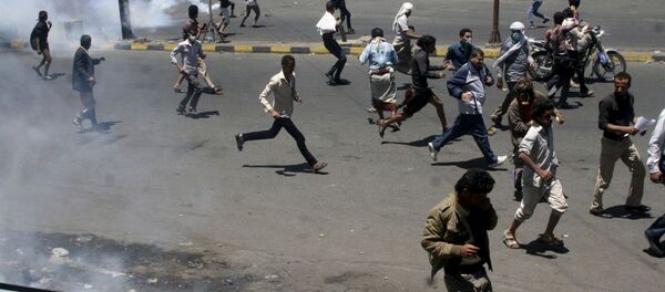 Разгон протестующих в городе Йемена Таизе - Sputnik Afrique
