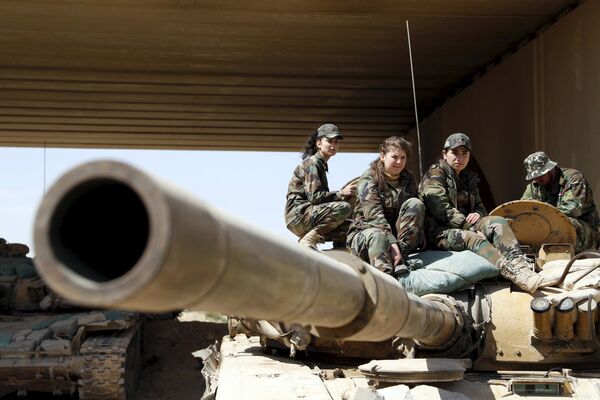 Bataillon de femmes soldates d'Assad - Sputnik Afrique
