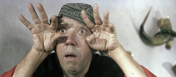 Юрий Никулин в роли Балбеса в кинофильме Кавказская пленница - Sputnik Afrique