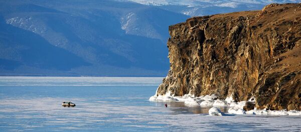 Beaux paysages russes: île Olkhon sur le lac Baïkal - Sputnik Afrique