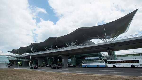 Здание нового терминала D Киевского международного аэропорта Борисполь - Sputnik Afrique