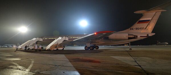 Russian plane with Russians evacuated from Yemen at the Chkalovsky Airport - Sputnik Afrique