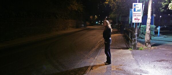 A female Prostitute known as Lou waits on the streets of Ipswich, Suffolk, 11 December 2006 - Sputnik Afrique