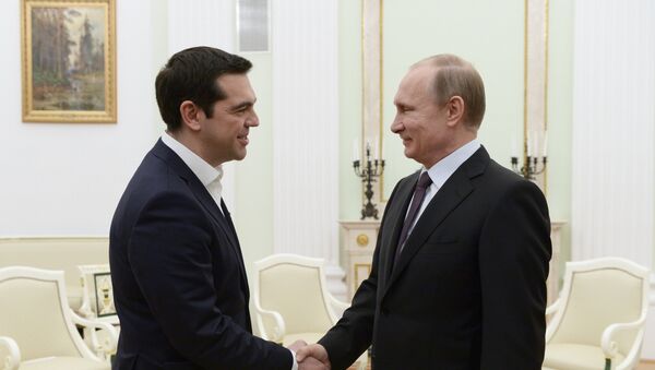 Le président russe Vladimir Poutineet le premier ministre grec Alexis Tsipras, avril 2015 - Sputnik Afrique