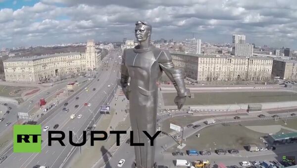 Monument à Iouri Gagarine à Moscou - Sputnik Afrique