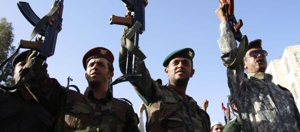 Yémen: manifestation de soutien aux rebelles houthis à Sanaa - Sputnik Afrique