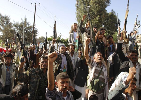 Yémen: manifestation de soutien aux rebelles houthis à Sanaa - Sputnik Afrique