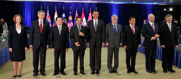 President Barack Obama meets with Trans-Pacific Partnership leaders during the APEC summit in Honolulu, Hawaii, Saturday, Nov. 12, 2011 President Barack Obama meets with Trans-Pacific Partnership leaders during the APEC summit in Honolulu, Hawaii, Saturday, Nov. 12, 2011 - Sputnik Afrique