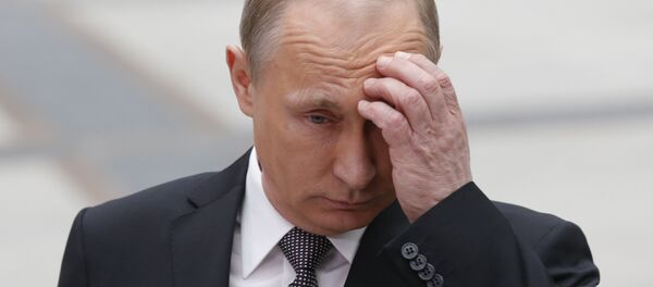 Russian President Vladimir Putin meets with journalists after a live broadcast nationwide call-in in Moscow April 16, 2015 - Sputnik Afrique