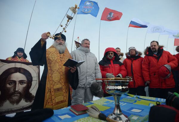 Pôle Nord: inauguration de la station dérivante russe SP-41 - Sputnik Afrique