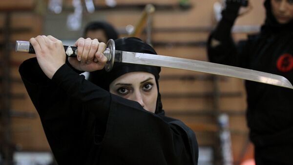 An Iranian female Ninja - Sputnik Afrique