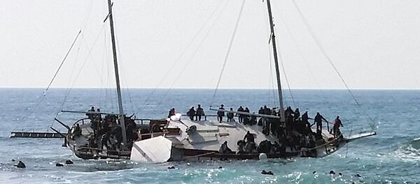 Migrants essayant de se réfugier en Grèce - Sputnik Afrique