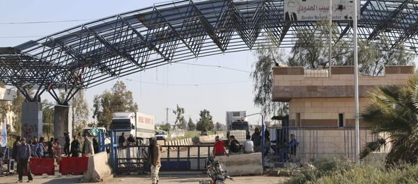 Syrian security forces regained control over a checkpoint on the Syrian-Jordanian border seized earlier by al-Nusra jihadist group, a military source told Sputnik on Sunday. - Sputnik Afrique