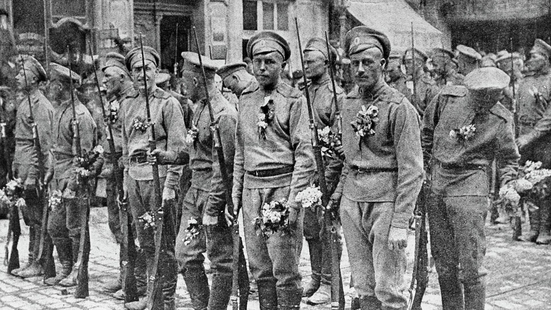 Soldats russes en France en 1916  - Sputnik Afrique, 1920, 02.12.2021