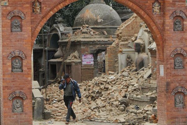 Katmandou: la vie au milieu des ruines - Sputnik Afrique