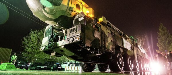 Траспортировка пусковой установки Тополь на ВДНХ - Sputnik Afrique