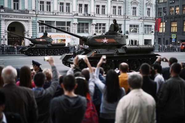 Moscou: répétition nocturne de la Parade de la Victoire - Sputnik Afrique