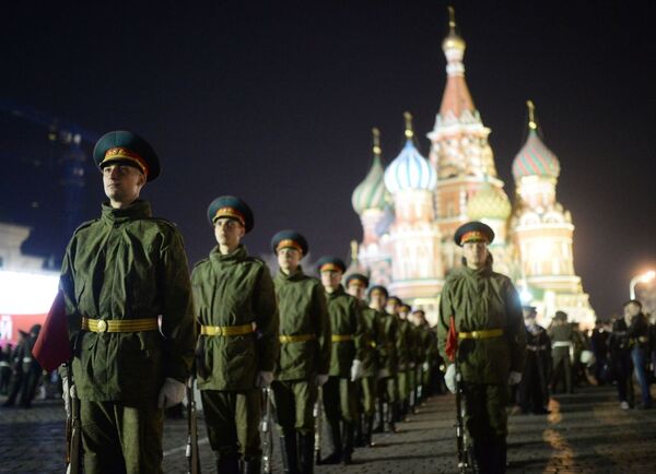 Moscou: répétition nocturne de la Parade de la Victoire - Sputnik Afrique