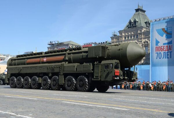 Fusée balistique intercontinentale RS-24 Yars Fusée balistique intercontinentale RS-24 Yars - Sputnik Afrique