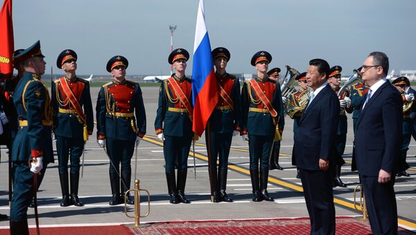 Прилет председателя КНР Си Цзиньпина в Москву - Sputnik Afrique