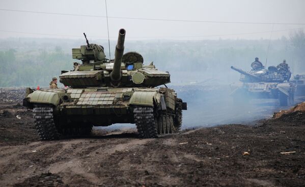 Ukraine: exercices du bataillon motorisé Vikings des insurgés  de Donetsk - Sputnik Afrique