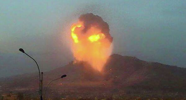 Bombardement de Sanaa Bombardement de Sanaa - Sputnik Afrique