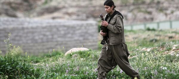Femmes dans l'armée kurde - Sputnik Afrique