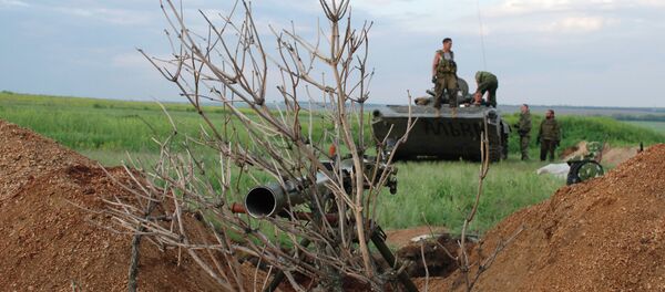 Бойцы батальона Викинги у села Белокаменка Донецкой области - Sputnik Afrique