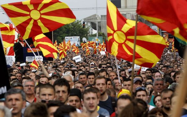 L'opposition macédonienne manifeste à Skopje - Sputnik Afrique