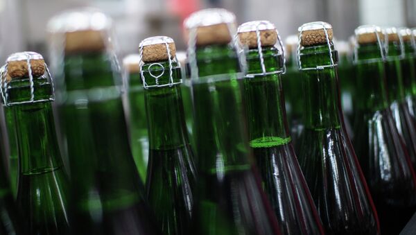 Цех розлива на московском заводе шампанских вин Корнет - Sputnik Afrique