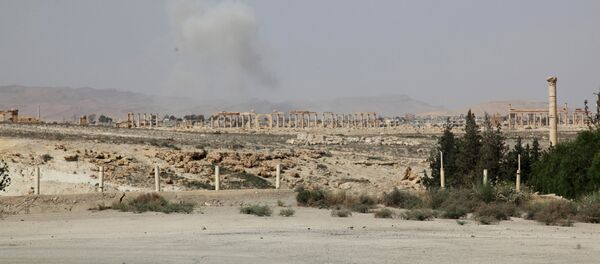 Fumée au-dessus de Palmyre - Sputnik Afrique