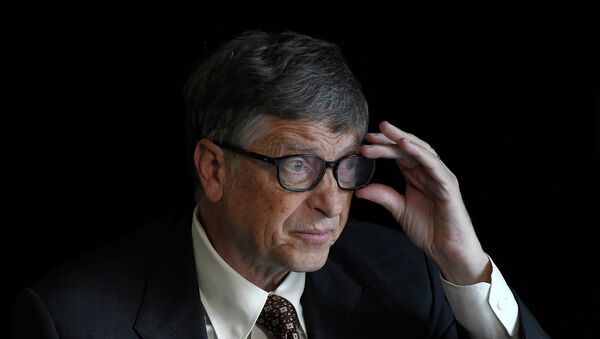 US billionaire philanthropist Bill Gates of the Bill & Melinda Gates Foundation is pictured at an interview with AFP in Berlin on January 27, 2015 where he attends the donor conference of the Gavi Alliance, a public-private partnership bringing vaccines to poor countries. - Sputnik Afrique