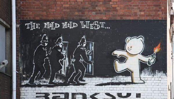 Graffiti de Banksy Mild Mild West - Sputnik Afrique