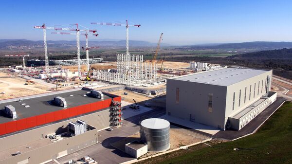 Construction d'un réacteur thermonucléaire expérimental international (ITER) près du centre de recherche de Cadarache Construction d'un réacteur thermonucléaire expérimental international (ITER) près du centre de recherche de Cadarache - Sputnik Afrique