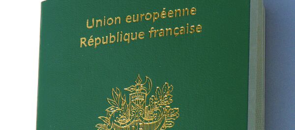 Passeport français - Sputnik Afrique