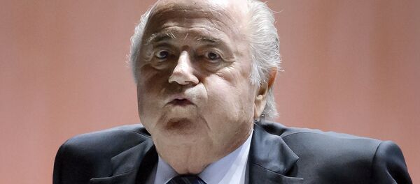 FIFA President Sepp Blatter reacts after a break during the 65th FIFA Congress in Zurich on May 29, 2015 in Zurich - Sputnik Afrique