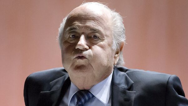 FIFA President Sepp Blatter reacts after a break during the 65th FIFA Congress in Zurich on May 29, 2015 in Zurich - Sputnik Afrique