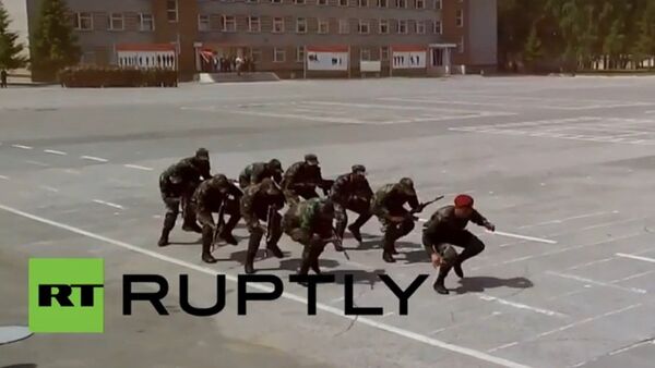 Danse guerrière de cadets mozambicains - Sputnik Afrique