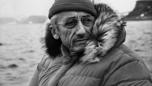 Jacques-Yves Cousteau, homme qui a fait découvrir le Monde du silence - Sputnik Afrique