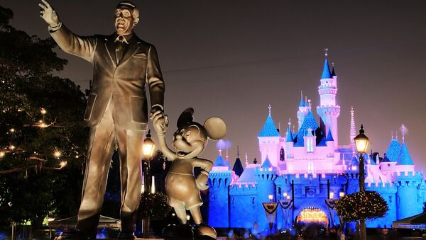 Fifty-three people, including five Disney park employees, have been diagnosed with measles in a growing outbreak linked to California’s Disneyland Parks and Resorts. - Sputnik Afrique