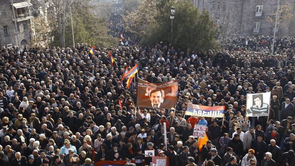 Митинг оппозиции проходит в центре Еревана - Sputnik Afrique
