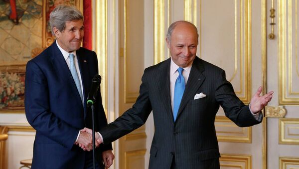 Laurent Fabius et John Kerry - Sputnik Afrique
