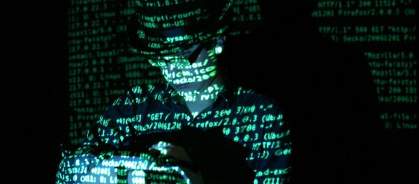 Fidel Salinas, a hacker associated with Anonymous, claims that the FBI tried to recruit him to spy on Mexican drug cartels. - Sputnik Afrique