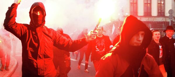 La marche du Mouvement national (ensemble d'associations d'extrême droite) organisée pour fêter le Jour de l'Indépendance, le 11 novembre 2014, Pologne - Sputnik Afrique