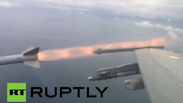 Un drone abattu par un missile tiré depuis un chasseur F-16 - Sputnik Afrique