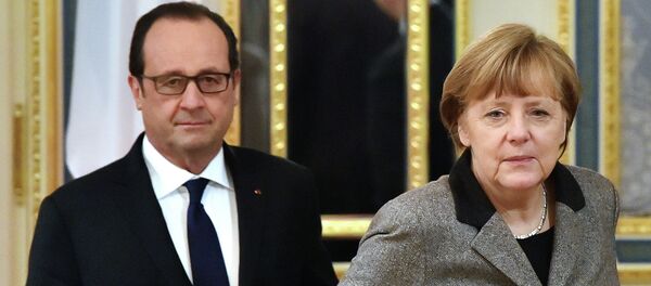 Francois Hollande et Angela Merkel Francois Hollande et Angela Merkel - Sputnik Afrique