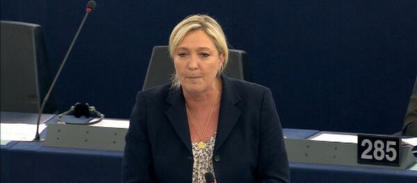 Euro et l'austérité sont frères siamois selon Marine Le Pen - Sputnik Afrique