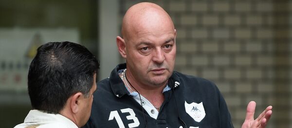 Father of injured Marussia driver Jules Bianchi of France, Philippe Bianchi (R) at the Mie General Medical Centre in Yokkaichi on October 9, 2014. - Sputnik Afrique