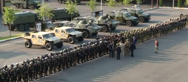 Tchétchénie: Kadyrov inspecte les forces spéciales par surprise Tchétchénie: Kadyrov inspecte les forces spéciales par surprise - Sputnik Afrique